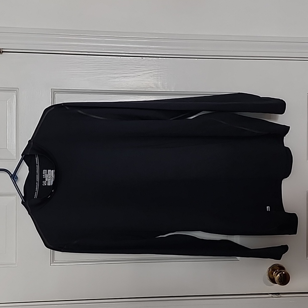 Men's UA cold gear shirt